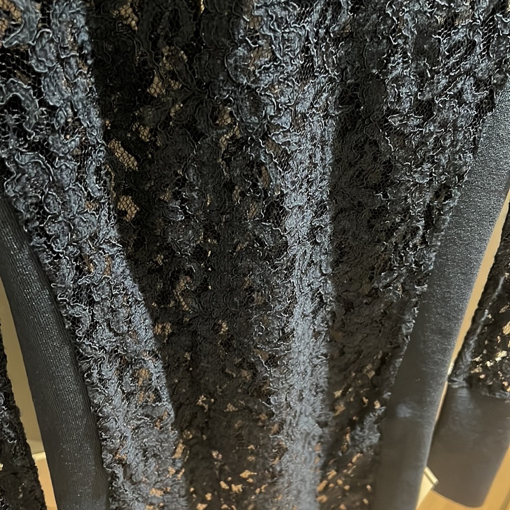 Lace top - Picture 5 of 9